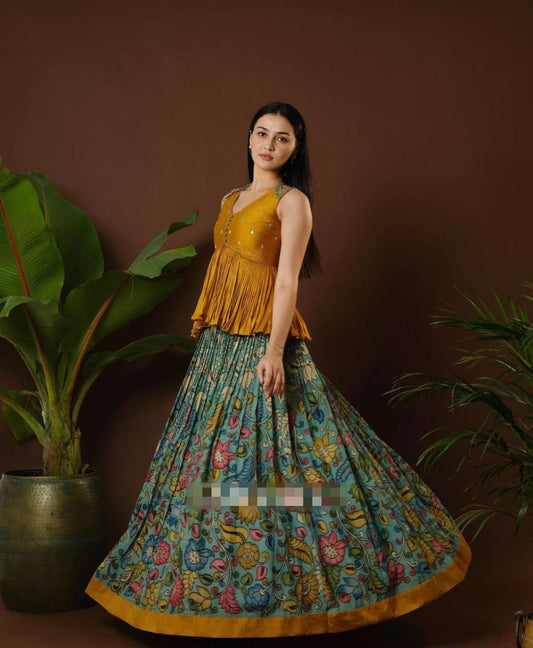 Real Handwork Festival Crop Top